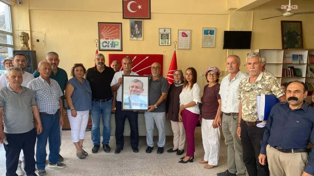 CHP Mut ve Silifke İlçe Başkanlıklarında toplu istifa: YENİ Parti’ye katılma kararı aldılar